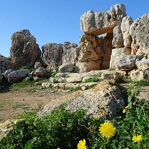 Hagar Qim temples, Limestone Heritage, Blue Grotto & local market FD